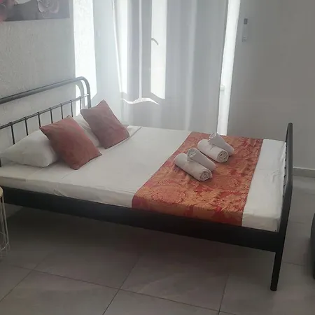 Bed and Breakfast Cozy At Old Gate Ντουμπρόβνικ