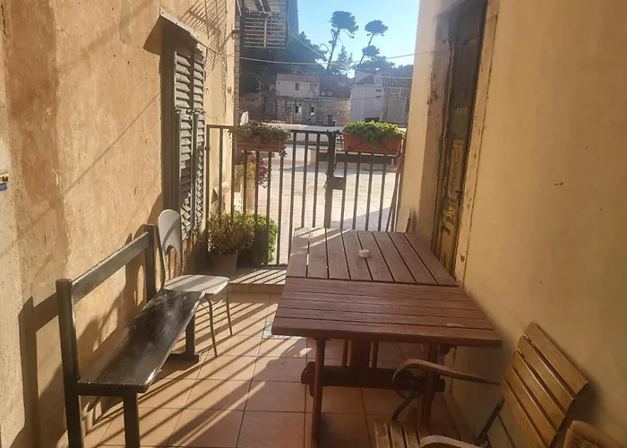 Cozy At Old Gate 住宿加早餐酒店